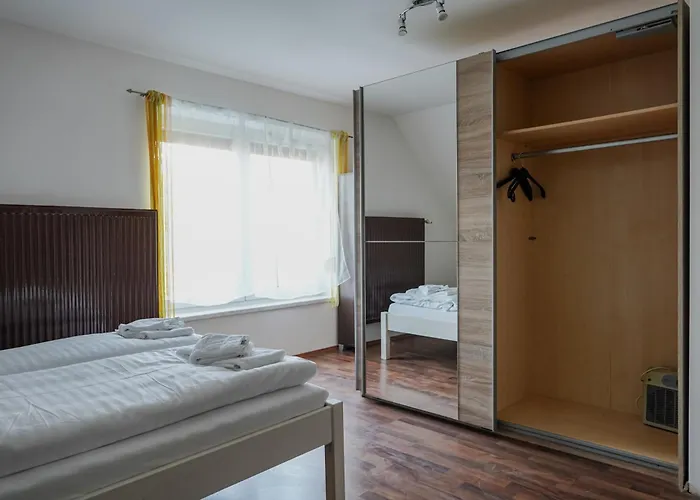 Spacious House With 5 度假居 维也纳