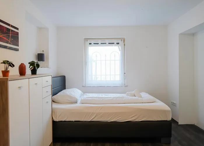 Spacious House With 5 *